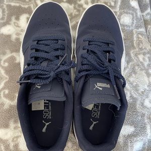 Mens Pumas 
Soft foam 
No box 
Used once 
$40